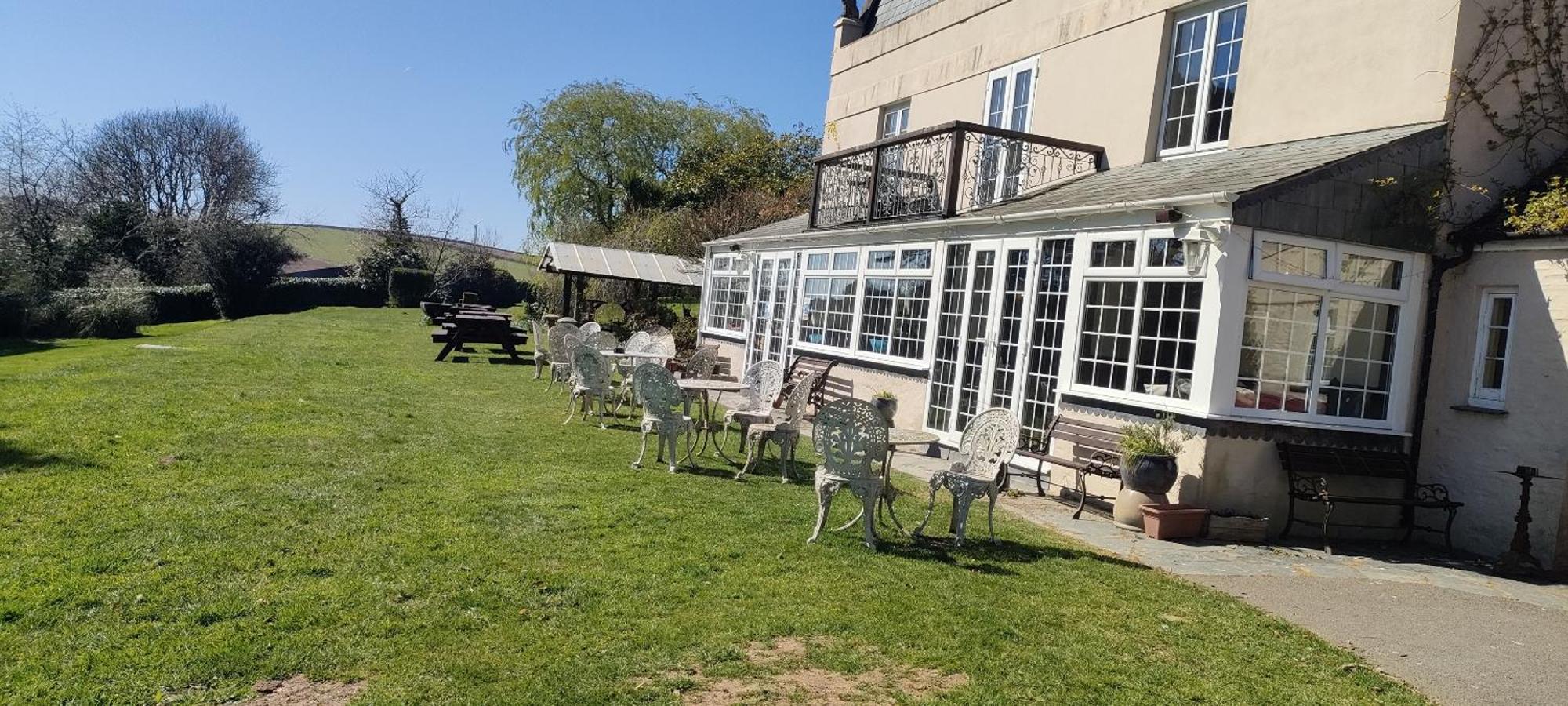 Great Trethew Manor Hotel & Self Catering Lodges Liskeard Exterior foto